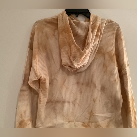 Matching hoodie & short set - Picture 3 of 6